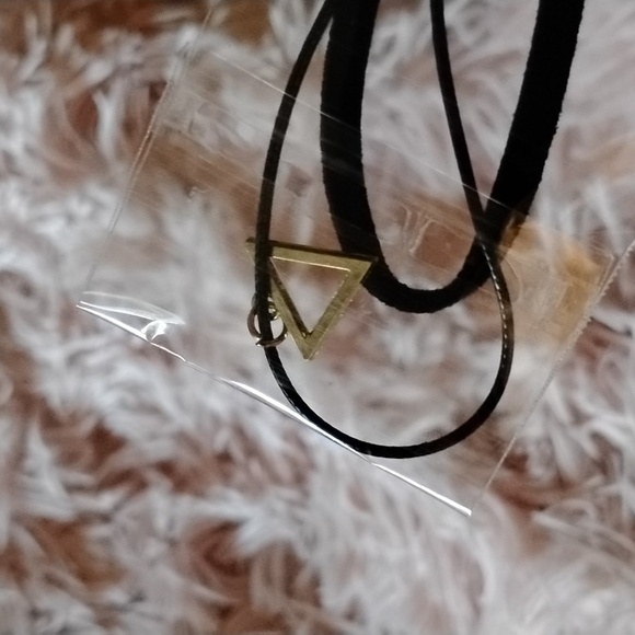 NWT.  Black lace eye mask, black silk ribbon choker and lace fingerless gloves. - Picture 7 of 8